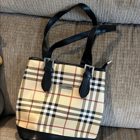 Burberry Tan and Black Plaid Tote  9 x 10 x 5 1/2 gently used - Picture 1 of 8
